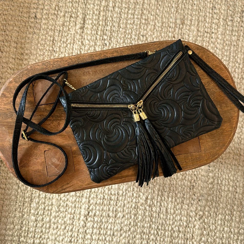 Lisa Minardi Italian Leather Embossed Shoulder Bag/Wristlet in Black